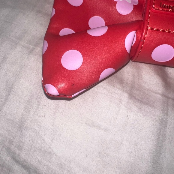 Loungefly Like New Minnie Bow Small Pouch - Picture 10 of 10